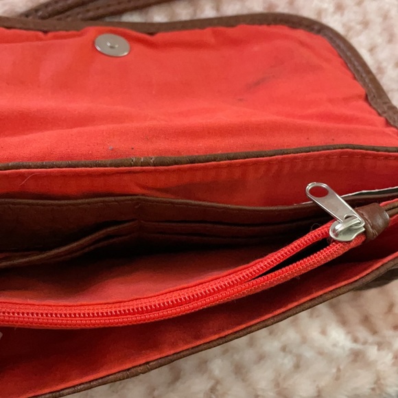 countryside button - Picture 2 of 3